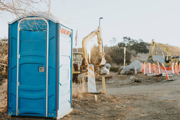 Porta potty delivery and setup in Poplar Plains, CT